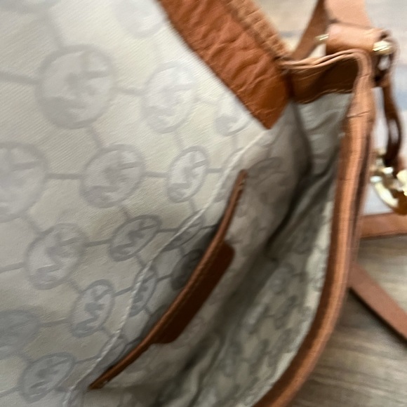 Michael Kors - Picture 4 of 4